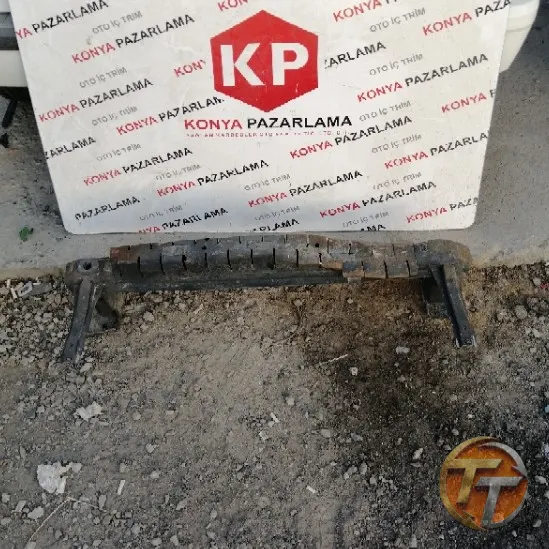 VOLKSWAGEN POLO ön tampon demiri Td-383