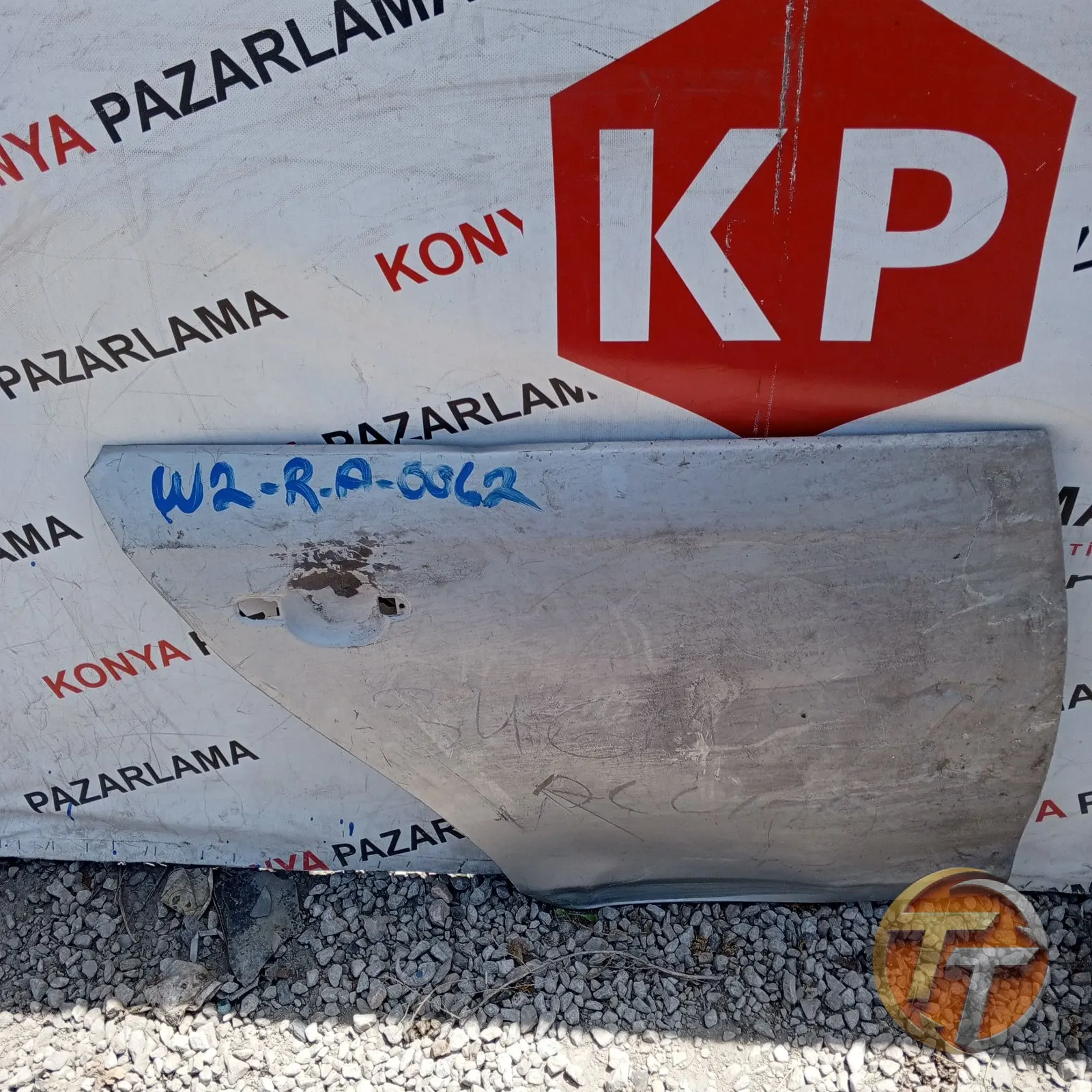 VOLKSWAGEN SAĞ ARKA KAPI SACI R-A-0062 W2