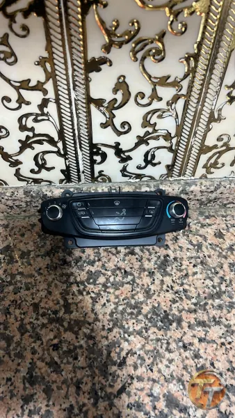 Ford Curier kilima paneli