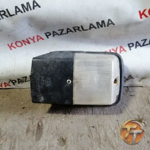 RENAULT 12 plaka lambası St-0064