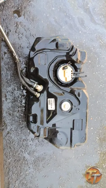 Ford courier mazot deposu