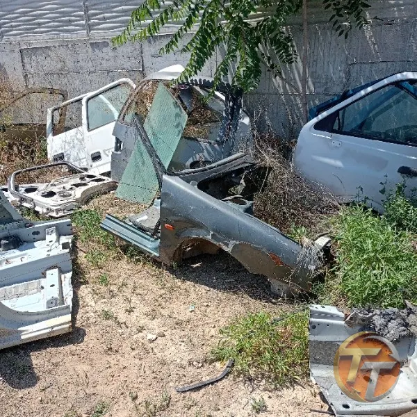Renault 19 sağ çeyrek şase