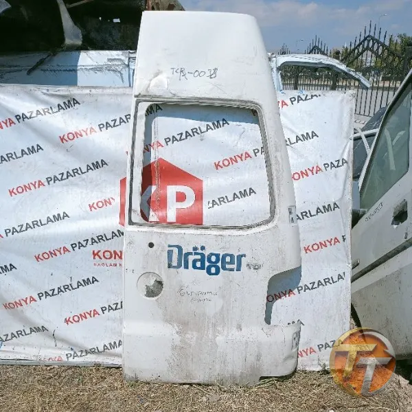 Volkswagen Transporter T5 sağ bagaj kapağı Tcr bölgesi-0038