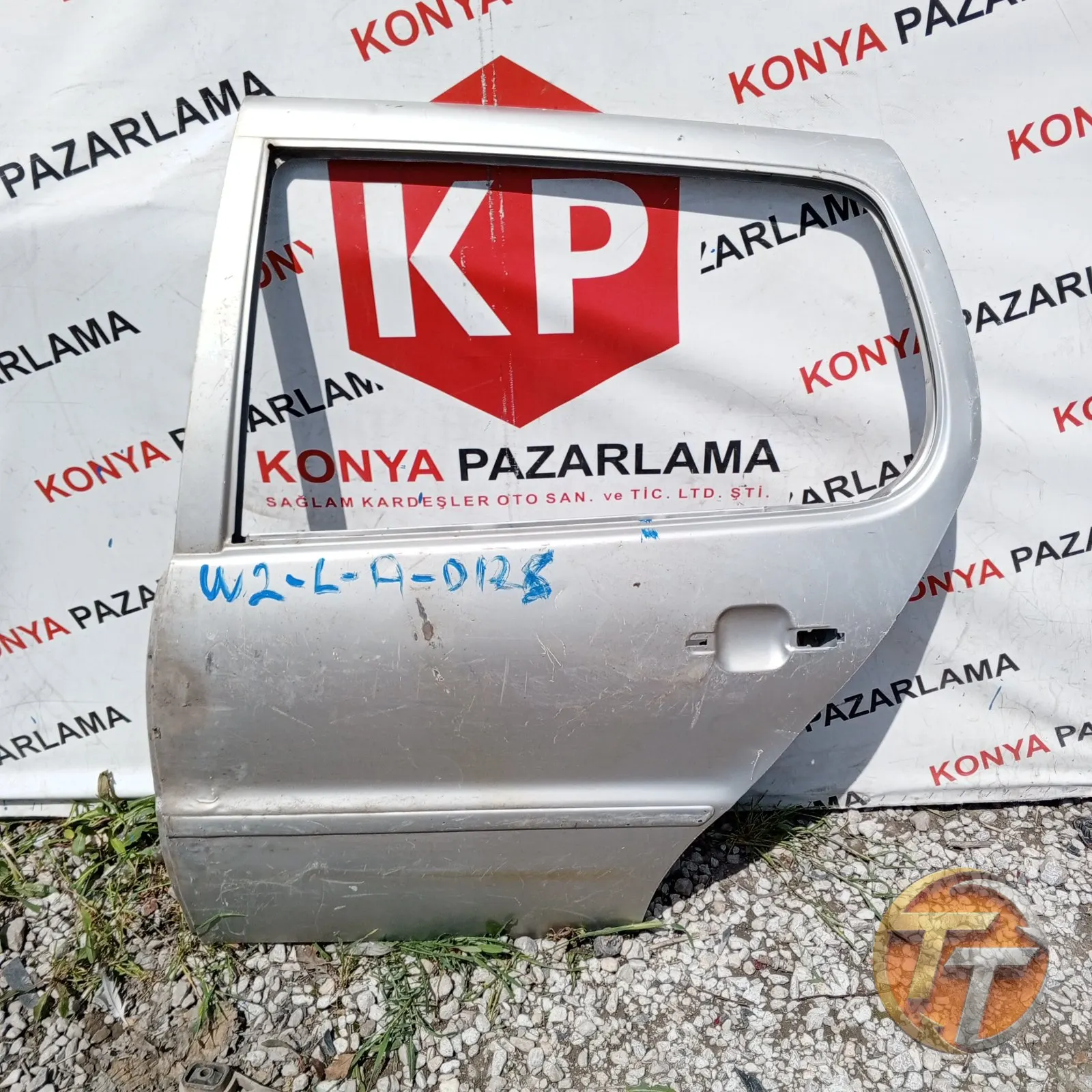 VOLSKWAGEN GOLF 4 SOL ARKA KAPI L-A-0128
