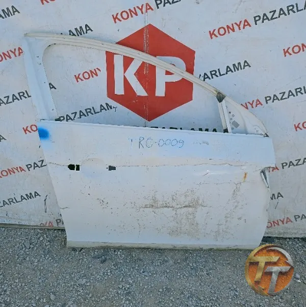 Volvo sağ ön kapı Trö-0009