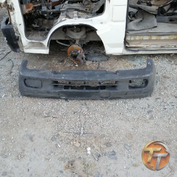 RENAULT 9 ön tampon Arn-1300