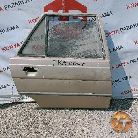 Renault 9 sağ arka kapı Tra-0047