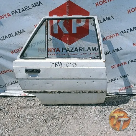 Renault 9 sağ arka kapı Tra-0133