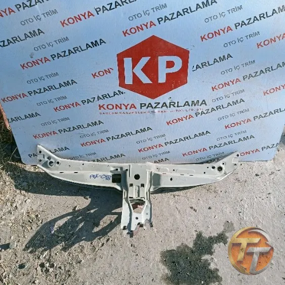 Renault Clio 2 ön panel(3adet) Pnl-018