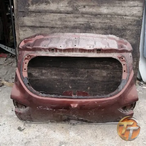 RENAULT CLİO 4 bagaj kapağı Ebk-091 Esan