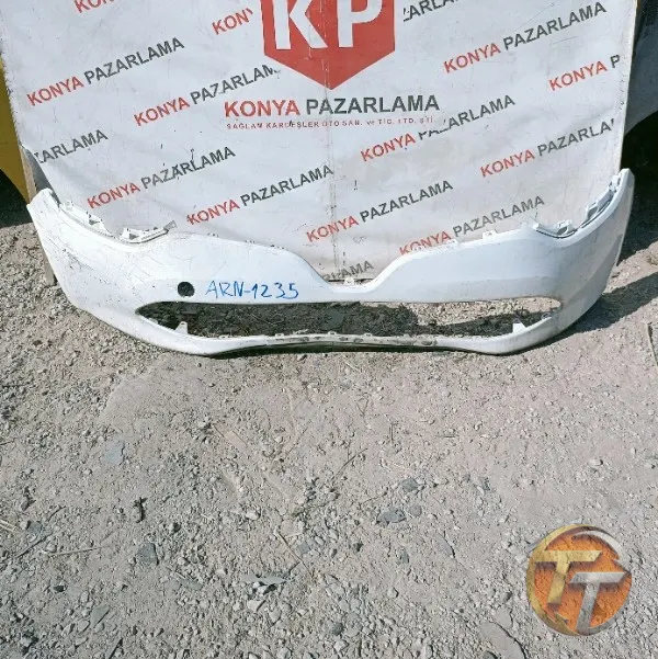 Renault Clio 4 ön tampon Arn-1235