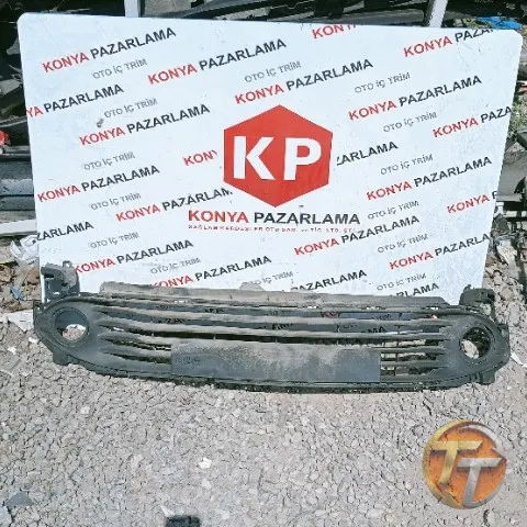 Renault Clio 4 ön tampon ızgarası P-0419
