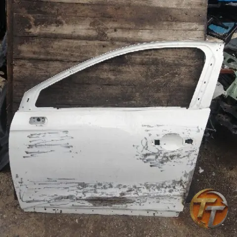 RENAULT CLİO 5 sol ön kapı Elö-0202 Esan