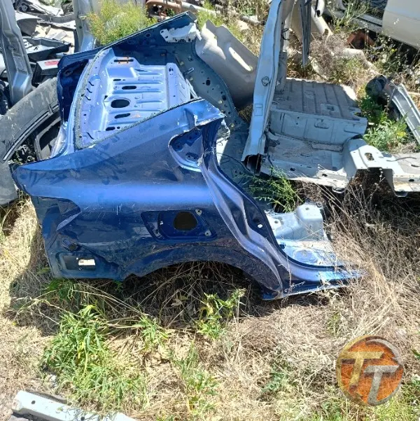 Renault Clio şase