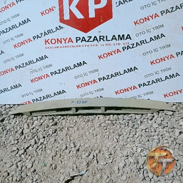 Renault Fluence bagaj kapağı çıtası P-1330
