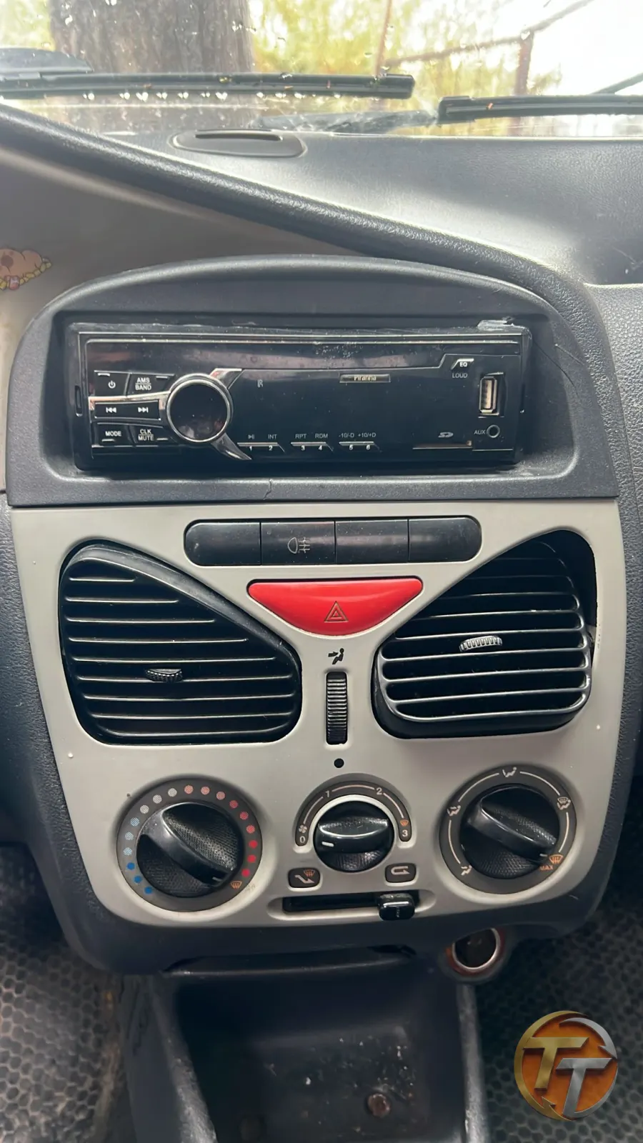 Fiat strada orta konsol