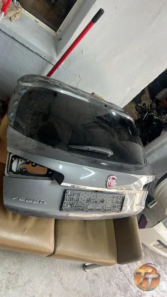 Fiat Egea bagaj kapağı dolu hatası