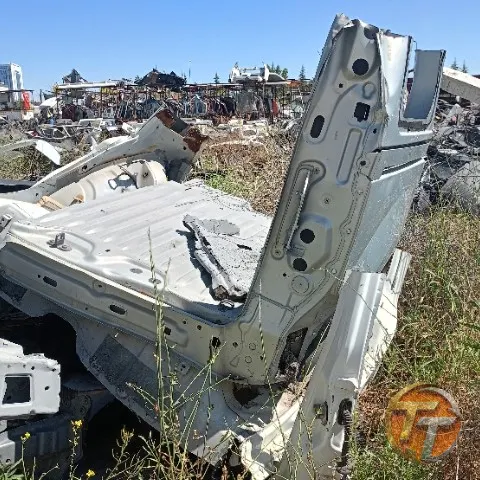 Renault Kango 3 sağ arka çeyrek şaseler