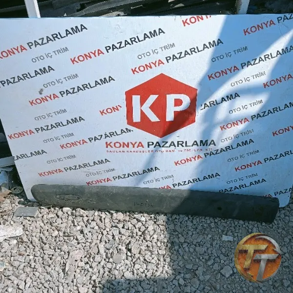 Renault kangoo 3 sol ön kapı bandı P-0374