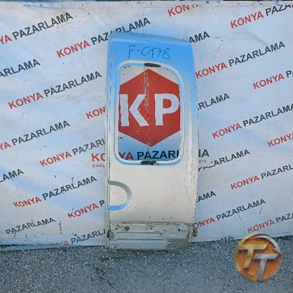Renault kangoo sağ bagaj kapağı F-0178
