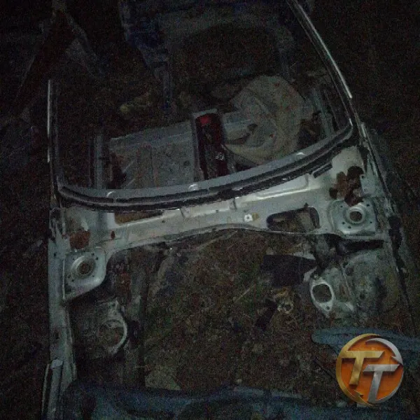 RENAULT LAGUNA 2 ön şase Çel-093