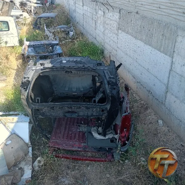Renault latüde çeyrek şase