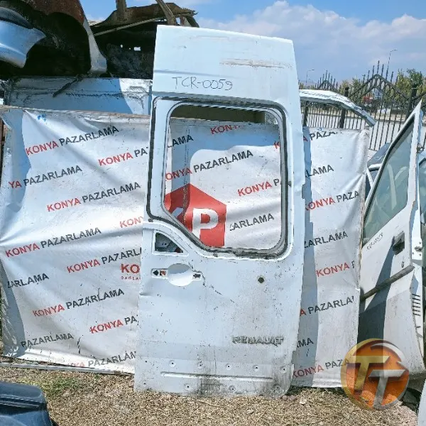Renault Master 3 sağ bagaj kapağı Tcr bölgesi-0059