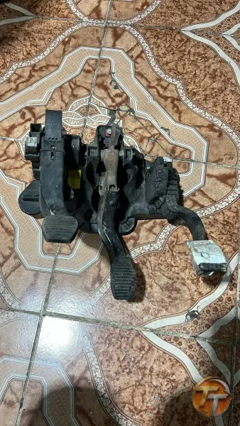 Opel corsa d pedal takımı