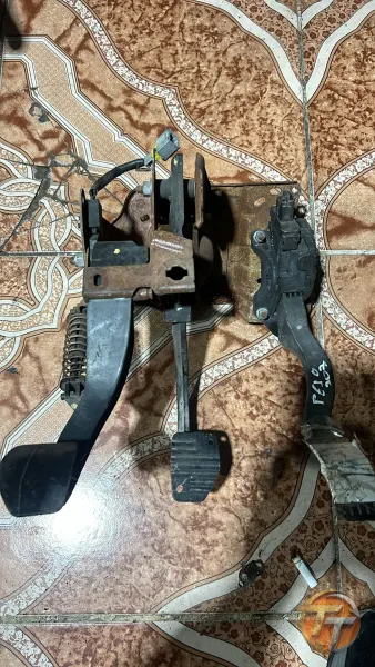 Pejo 307 pedal takımı