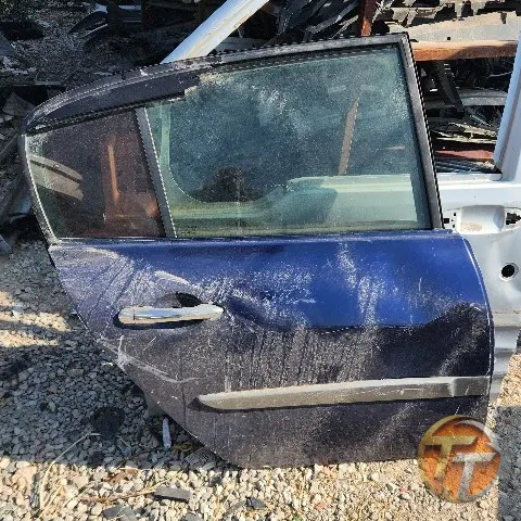 Renault Megan 2 sağ arka kapı