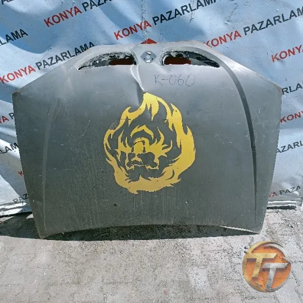 Renault Megane 1 kaput K-060