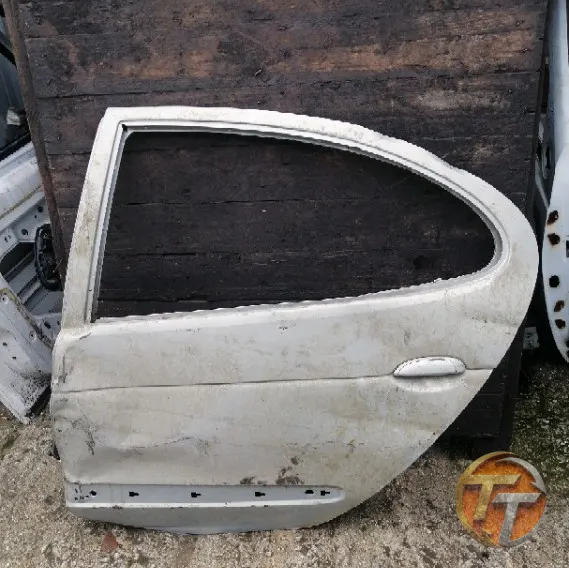 RENAULT MEGANE 1 sol arka kapı Ela-0173 Esan