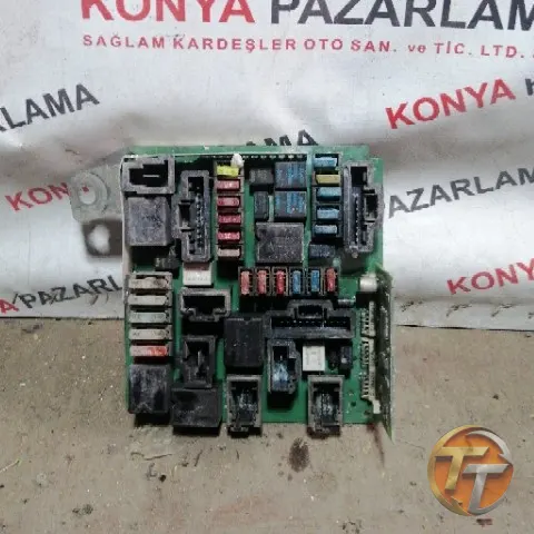 RENAULT MEGANE 2 elektronik beyin B-097