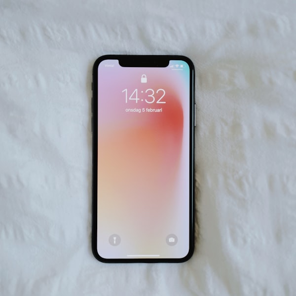 iPhone 13 orijinal ekran — çıkma